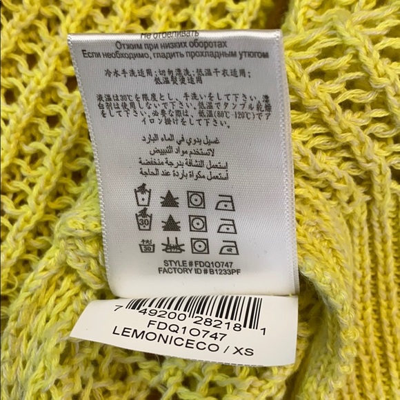 BCBG Generation Sweater in neon Yellow size XS - Picture 7 of 7